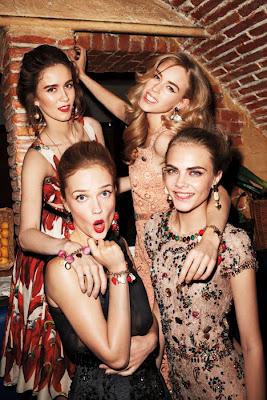 Jade Williams, Mary Charteris, Cara Delevigne and Florrie Arnold in Dolce & Gabbana su Harper's Bazaar US