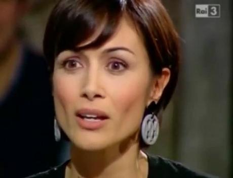 Mara Carfagna e Luisella Costamagna. Scontro in tv: ”Santoro è il tuo Silvio”.