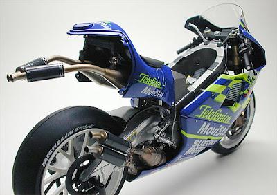 Suzuki RGV 500 Γ N.Aoki 2000 by Max Moto Modeling