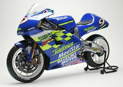 Suzuki RGV 500 Γ N.Aoki 2000 by Max Moto Modeling