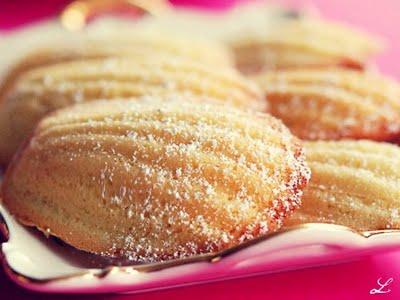 Madeleines alla ricotta e mandorle