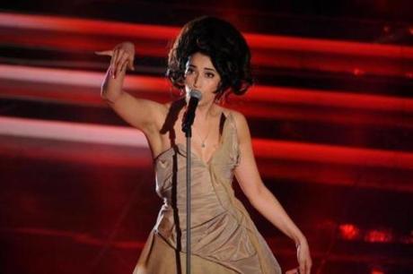 Eurovision Song Contest 2012 : Nina Zilli cambia canzone e sceglie ''L'amore è femmina''