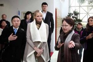 Charlene Wittstock in visita in Cina senza Alberto.