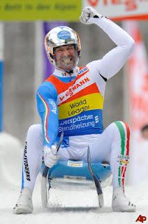 Zoeggeler gareggerà fino alle Olimpiadi di Sochi 2014