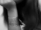 Giovanissima cade quarto piano