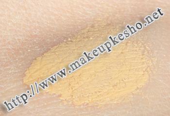 swatch su mano - mac nc 30 