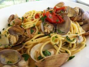 Al Fresco Trattoria in una bellissima Napoli