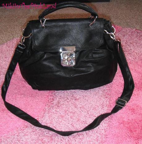 Un po' di shopping: abbigliamento, scarpe, borse...