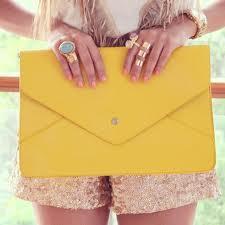 I WANT A YELLOW BAG