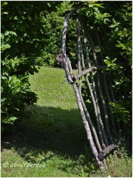 wooden garden gate Shabby Chic…on Friday