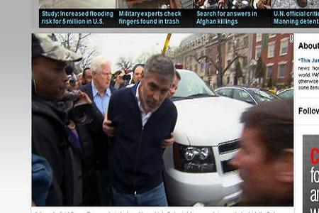 clooney modificato 2 George Clooney arrestato a Washington | FOTO  
