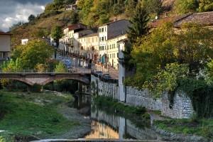 CicloTurismo Marche: Monte Nerone, borghi incantevoli e natura selvaggia