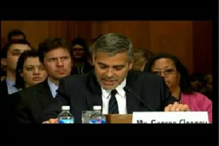 Clooney al Congresso George Clooney è stato rilasciato | VIDEO Denuncia