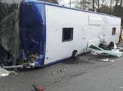 Incidente pullman Francia, gravi!