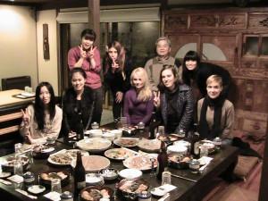 17 sera: ospiti a cena