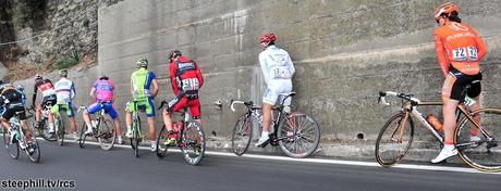 PAUSA PIPI' alla 103° MILANO-SANREMO.