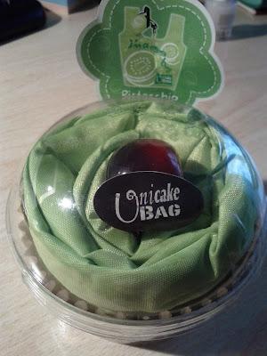 Shopping bag by Unicake Bag