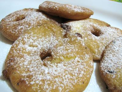 INDOSSARE IL SILENZIO - FRITTELLE DI MELE -  APPLE FRITTERS