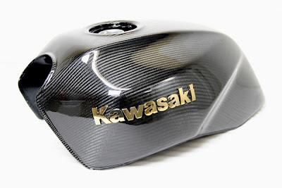 Carbon Dry Protec Tank for Kawasaki ZRX 1200 by Carbon Dry Japan