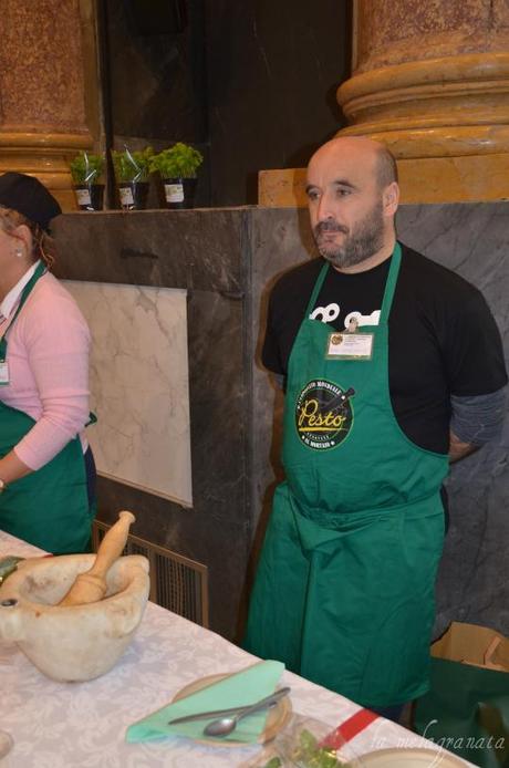 Campionati mondiali di pesto alla genovese.