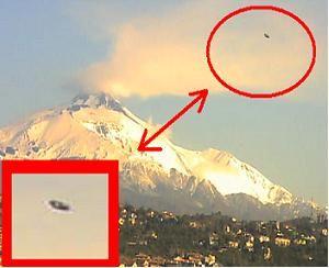 Si rinnova il mito del vulcano: Ufo avvistato sull’Etna il 22 marzo 2011