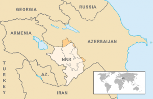 Il Nagorno-Karabakh: confini prima del conflitto (linea nera), area controllata dagli Armeni (in chiaro), area controllata dagli Azeri (in arancio)