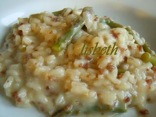 Risotto agli asparagi mantecato con puzzone di Moena