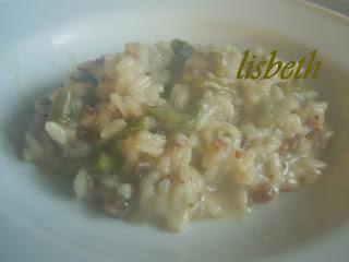 Risotto agli asparagi mantecato con puzzone di Moena