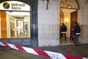 Roma: 4 arresti per la rapina in piazza di Spagna