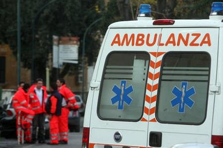 ambulanza Uccide la moglie perché “posseduta dal demonio”