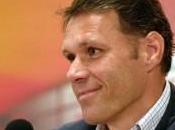 Basten: Napoli oggi facendo bene, ma….”