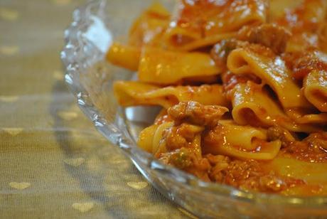 Paccheri con pomodorino del piennolo, tonno e capperi...quelli buoni!