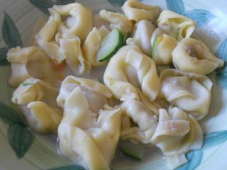 Tortellini in brodo