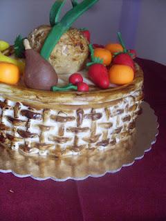 torta cesto di frutta