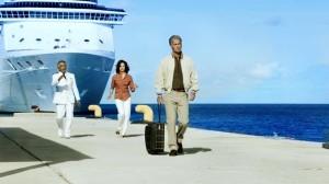 Luisa Ranieri comandante della Costa Atlantica in Bienvenue à bord, il nuovo film di Eric Lavaine