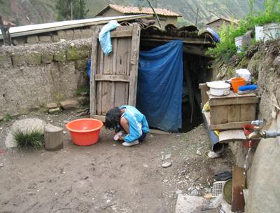 casa peru bambino volontariato