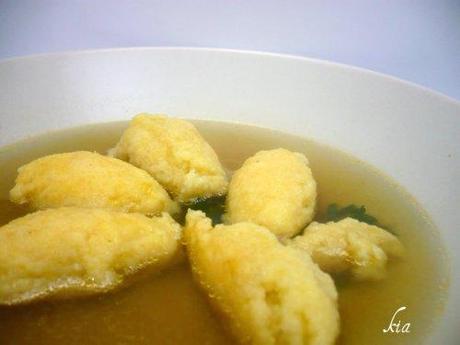 gnocchetti di semolino in brodo