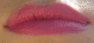 Review & Swatches NYX Round Lipstick