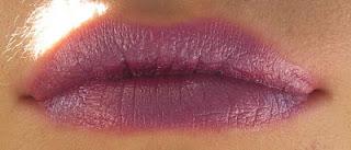 Review & Swatches NYX Round Lipstick