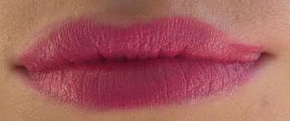 Review & Swatches NYX Round Lipstick