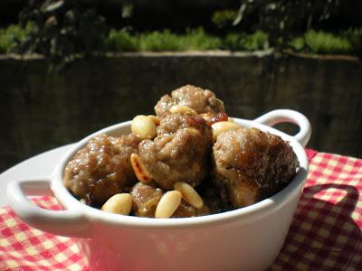 Polpettine in agrodolce... con frutta secca