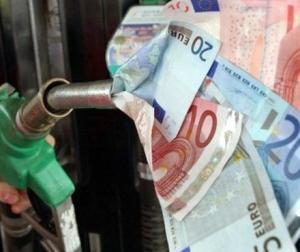 Guardia di Finanza: accertamenti sui prezzi della benzina