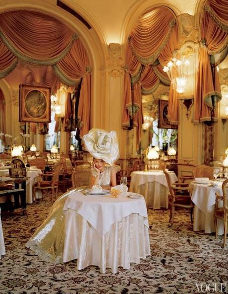 KATE MOSS / VOGUE / RITZ PARIS