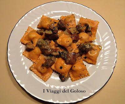 RAVIOLI AL SALMONE CON FUNGHI PORCINI