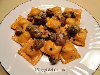 RAVIOLI AL SALMONE CON FUNGHI PORCINI