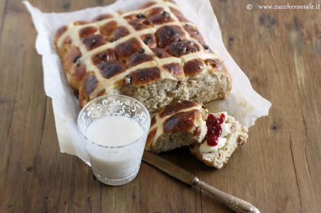 Hot cross buns