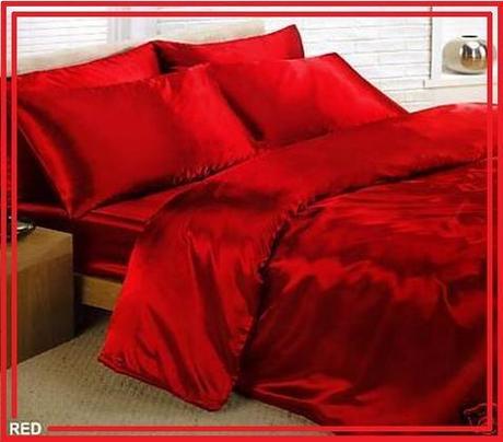 Un completo matrimoniale in fine raso satin