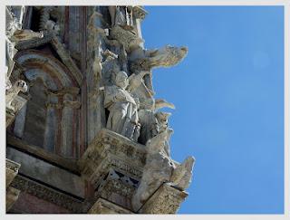 Visioni verticali. Siena.