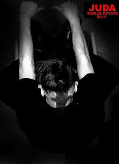 tagli di capelli UOMO E DONNA DOPPIO TAGLIO, CRESTA, PAZZI, ELEGANTI, PRECISI, LUNGHI, CORTI, SPETTINATI, TINTI, ALLA MODA, FUORI DI TESTA, ESAGERATI