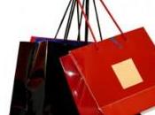 Shopping vetrine animate, l’appuntamento prima domenica mese